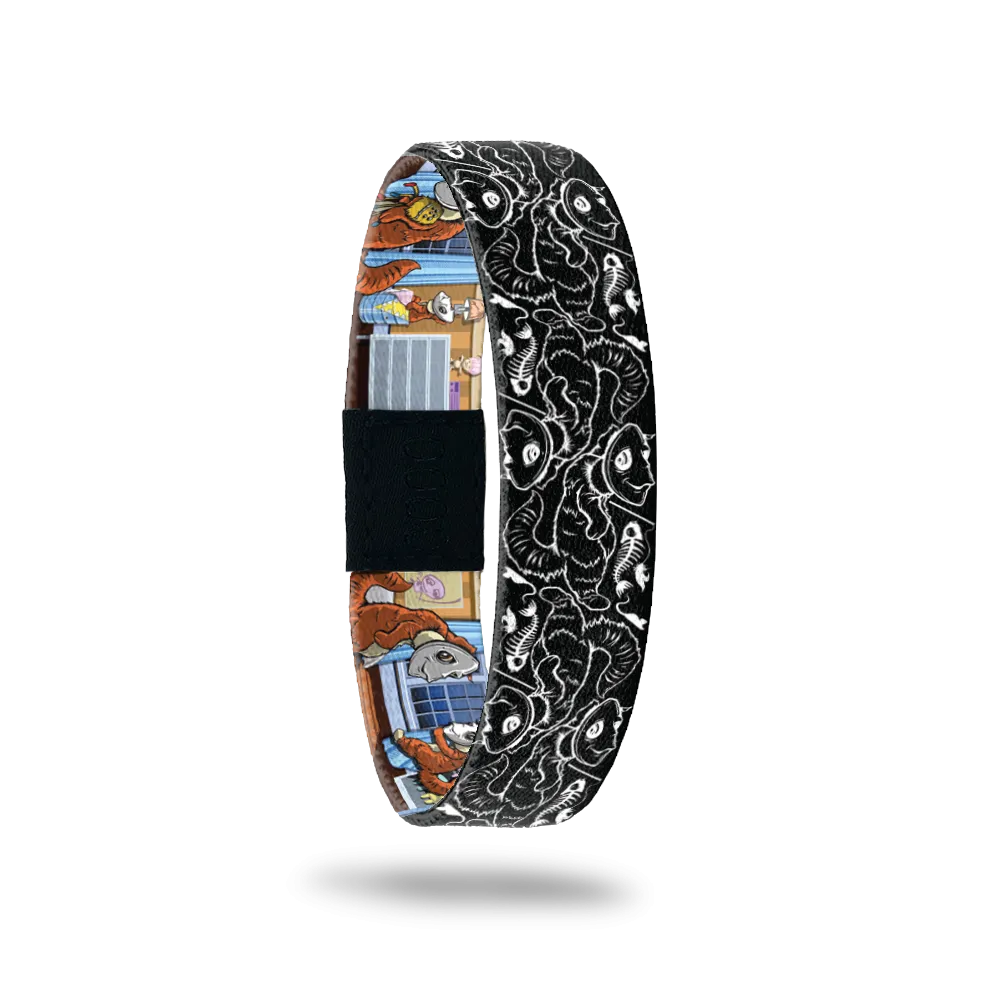 2021 - Day 30 - Timid Tabby - AD Bracelet